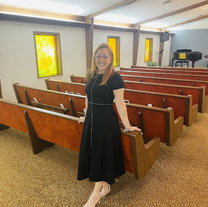 Meet your Posher, Elaine